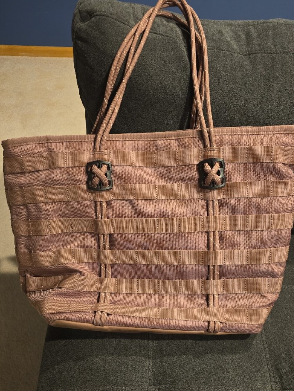 Nike Dusty Rose Woven Work Tote Bag with Rope Handles, NWNT Laptop And Cupholder - Picture 2 of 8